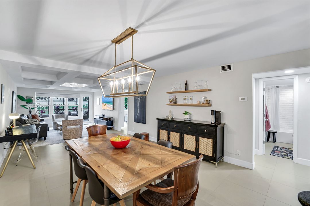 3569 Antarctic Cir, Naples, FL 34112