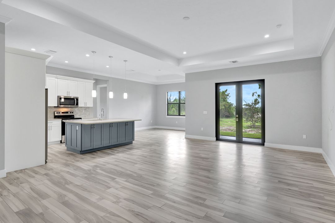 4440 43rd Ave NE, Naples, FL 34120