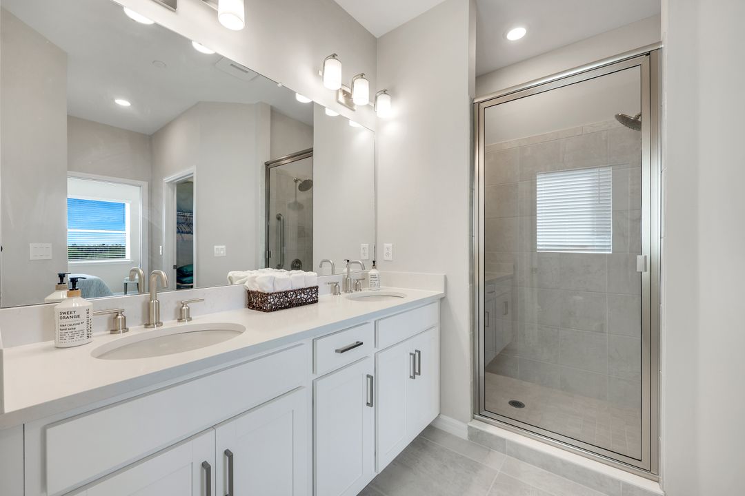 11771 Venetian Lagoon Dr #204, Fort Myers, FL 33913