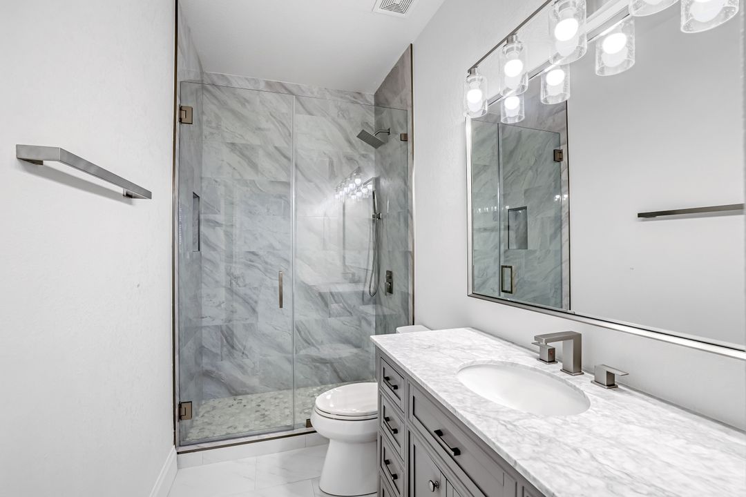 630 Lalique Cir #506, Naples, FL 34119