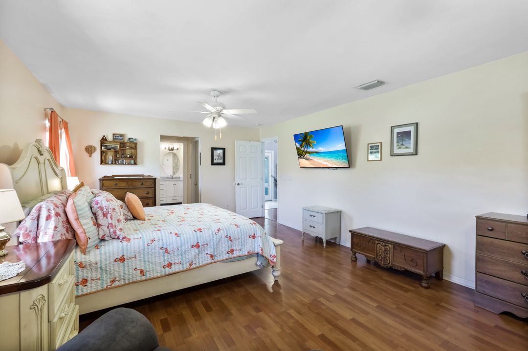 2004 SE 8th Ave, Cape Coral, FL 33990