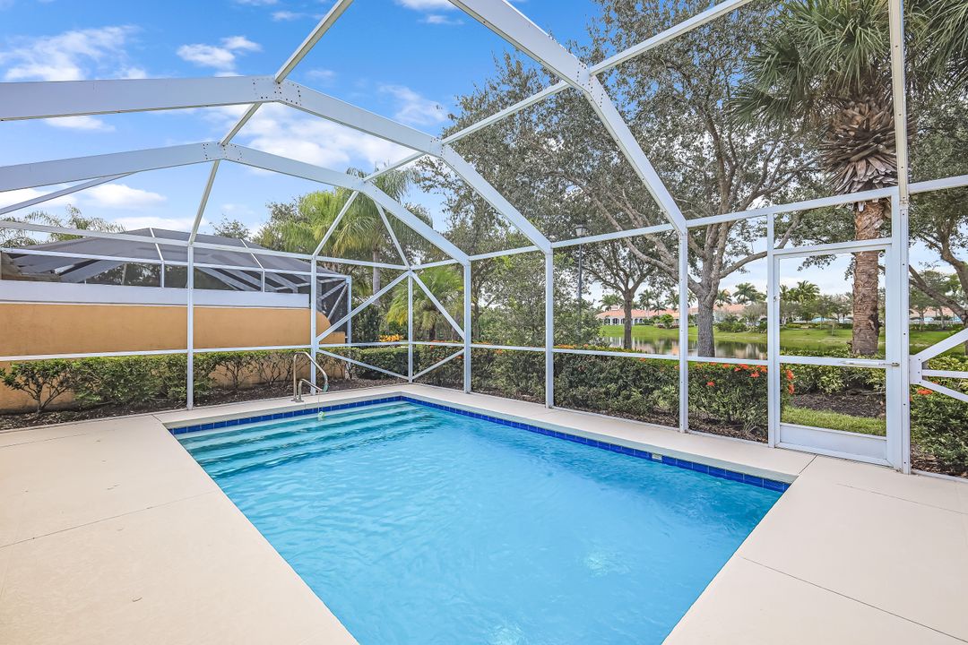 28827 Vermillion Ln, Bonita Springs, FL 34135