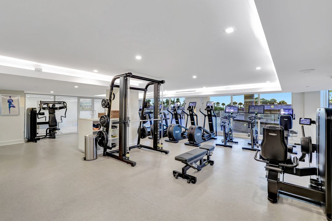 8111 Bay Colony Dr #1102, Naples, FL 34108