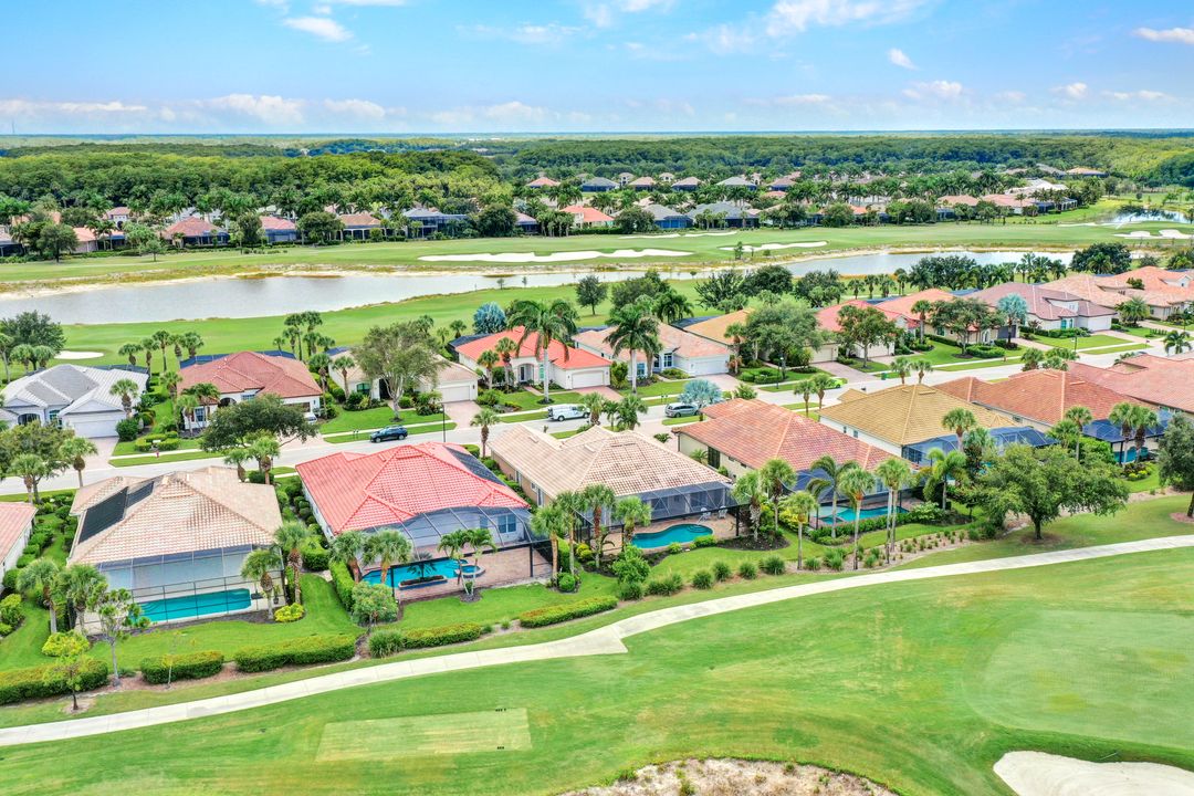 11921 Heather Woods Ct, Naples, FL 34120