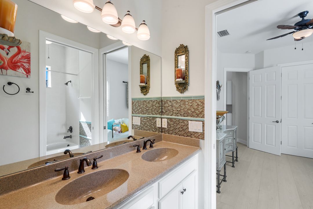 9684 Cobalt Cove Cir, Naples, FL 34120
