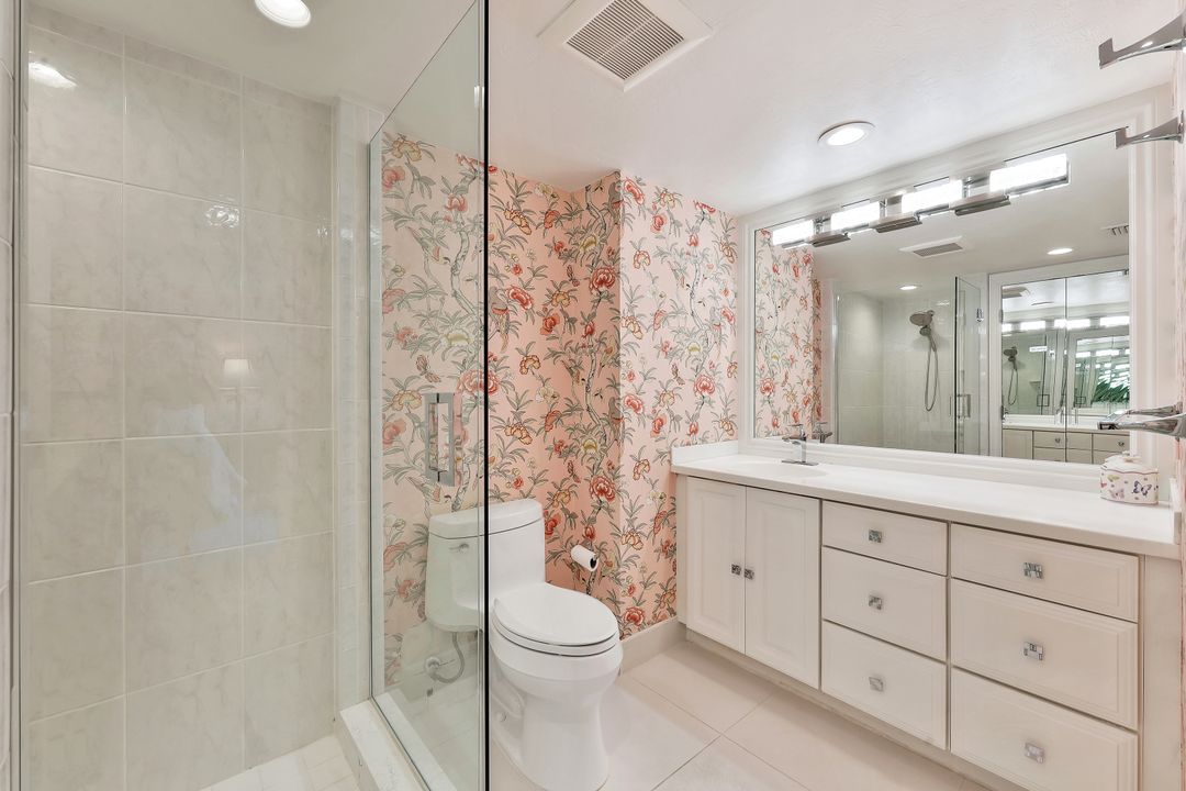 5954 Pelican Bay Blvd #235, Naples, FL 34108