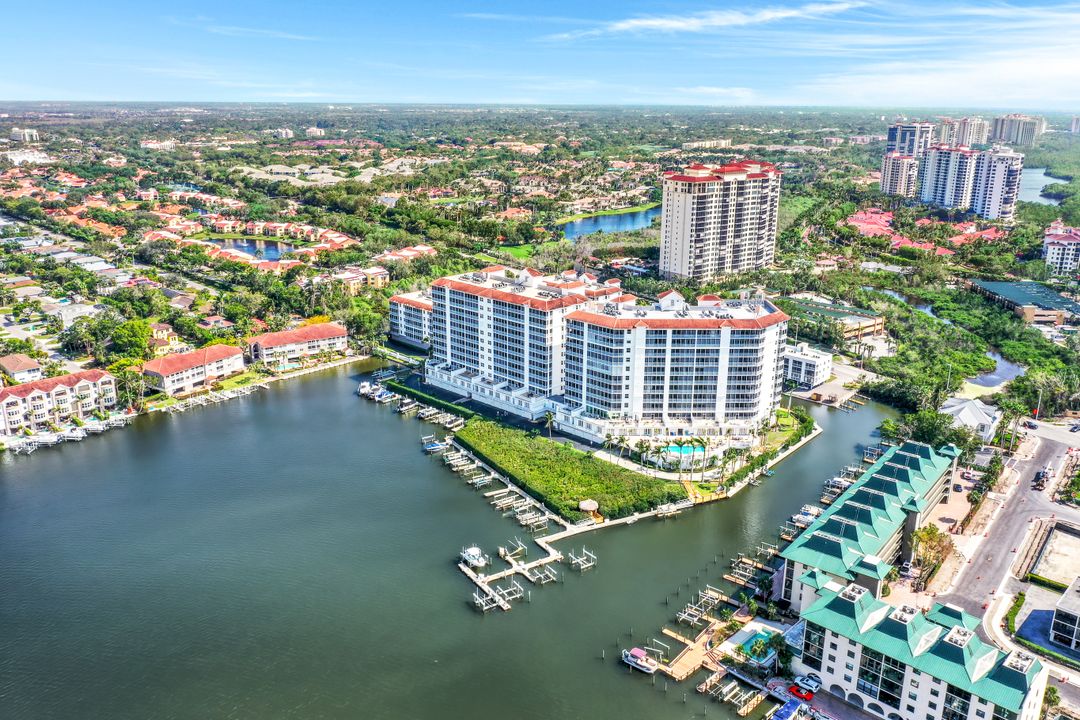 410 Flagship Dr #504, Naples, FL 34108