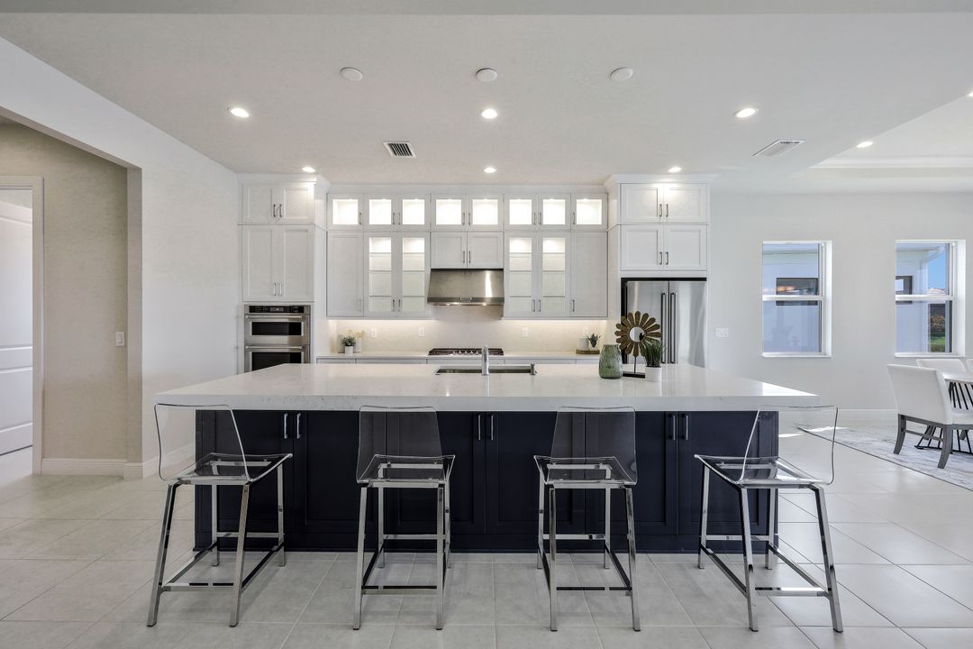 9109 Caicos Wy, Naples, FL 34114