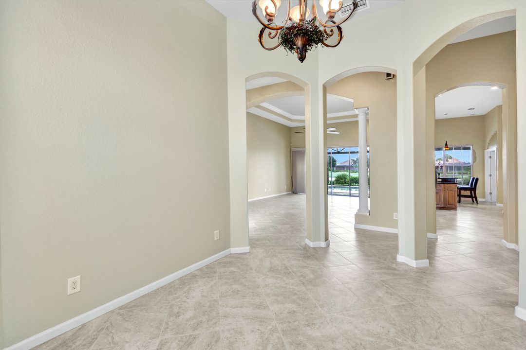 11921 Heather Woods Ct, Naples, FL 34120