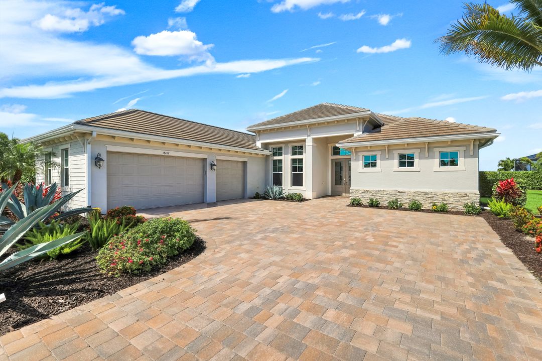 18437 WildBlue Blvd, Fort Myers, FL 33913
