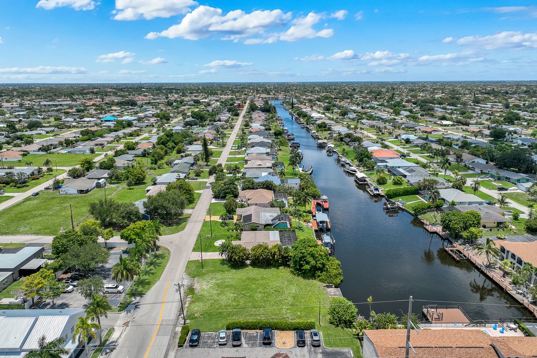 1523 SE 36th Terrace, Cape Coral, FL 33904