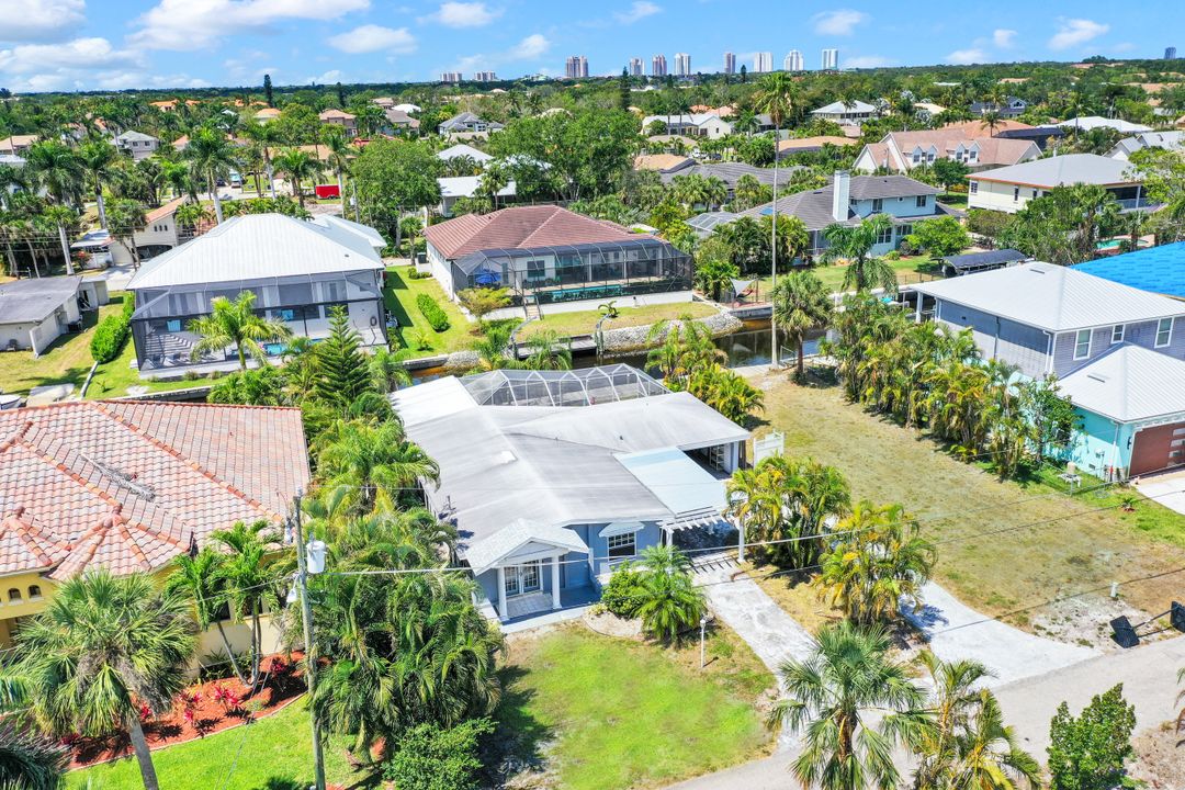 27098 Del Ln, Bonita Springs, FL 34135