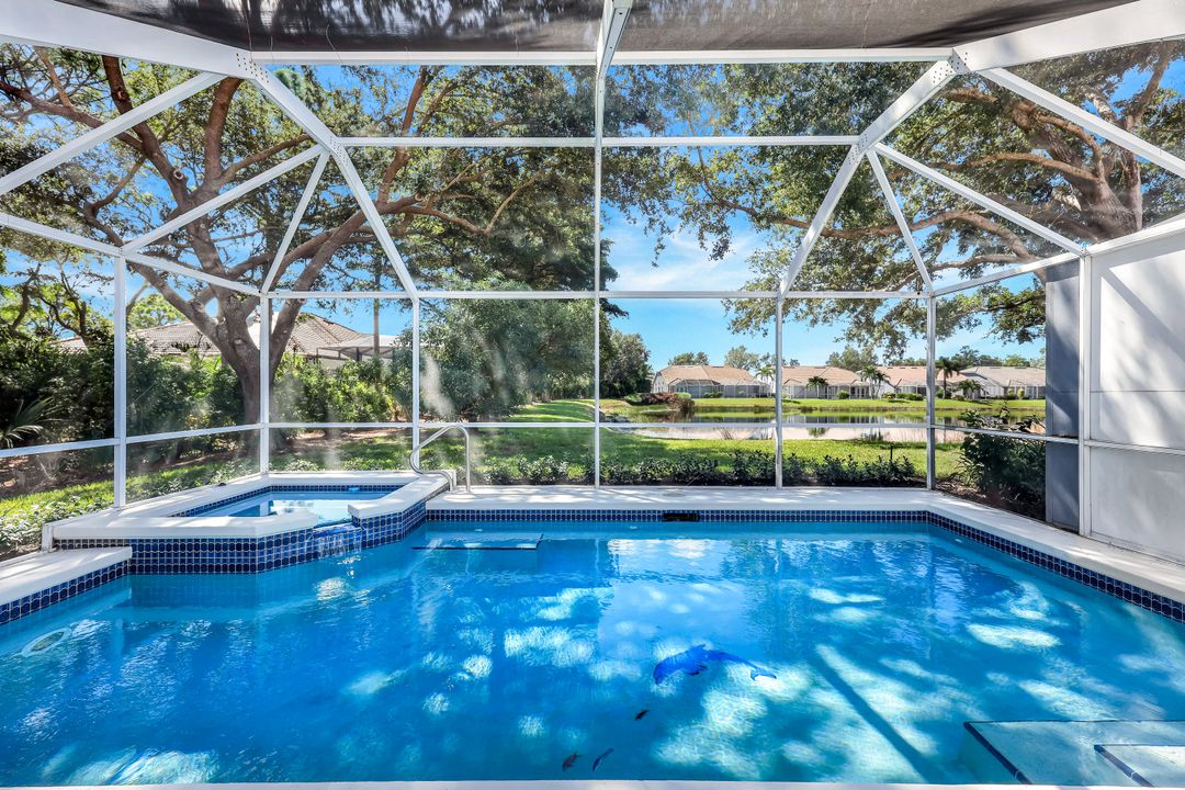 510 Captn Kate Ct, Naples, FL 34110