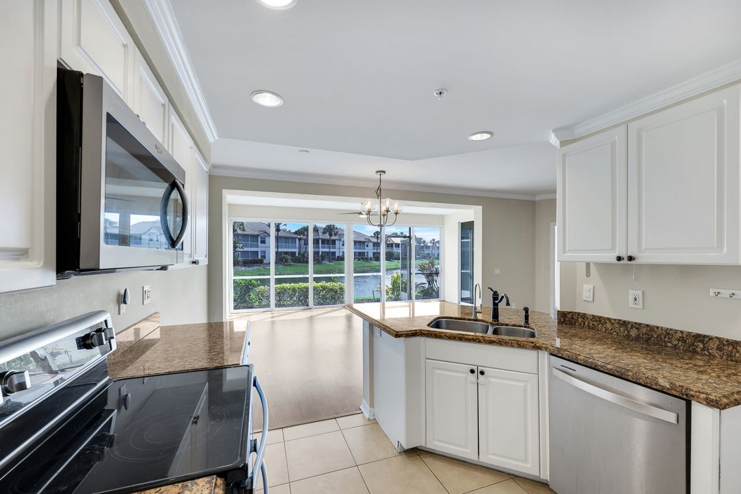 7756 Gardner Dr #102, Naples, FL 34109