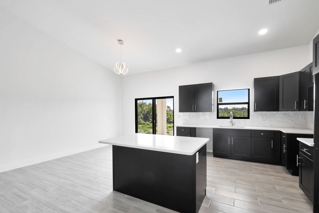 431 Progress Ave, Lehigh Acres, FL 33974