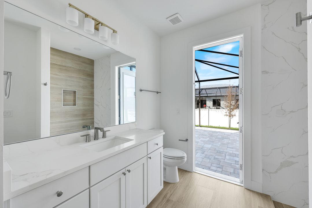 1600 NW 38th Ave, Cape Coral, FL 33993