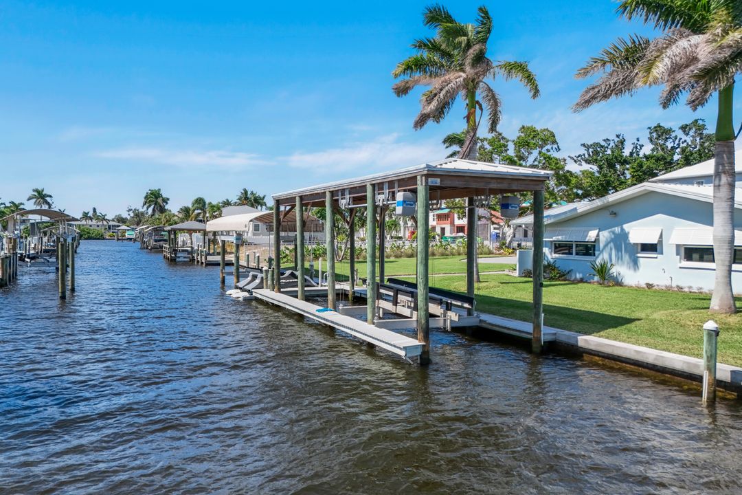 5596 Avenida Pescadora, Fort Myers Beach, FL 33931