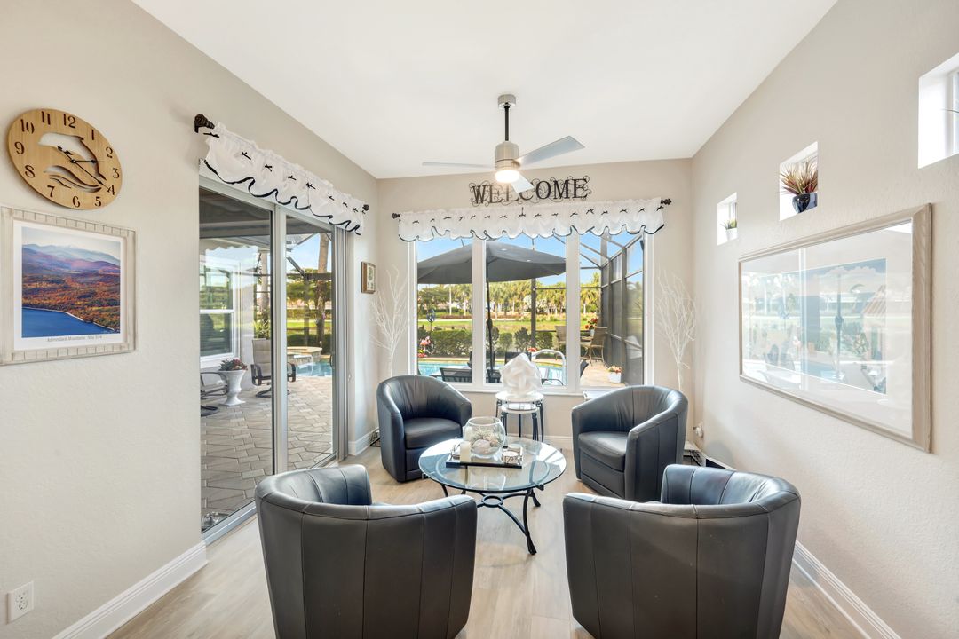 9127 Crystal Ct, Naples, FL 34120