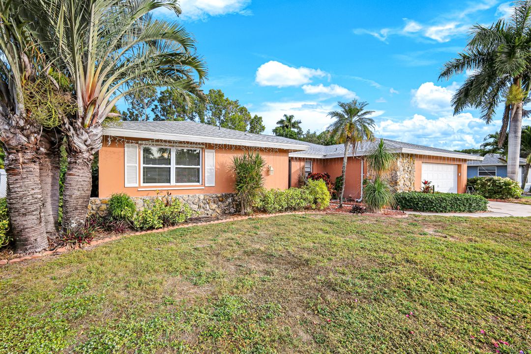 5203 Selby Dr, Fort Myers, FL 33919