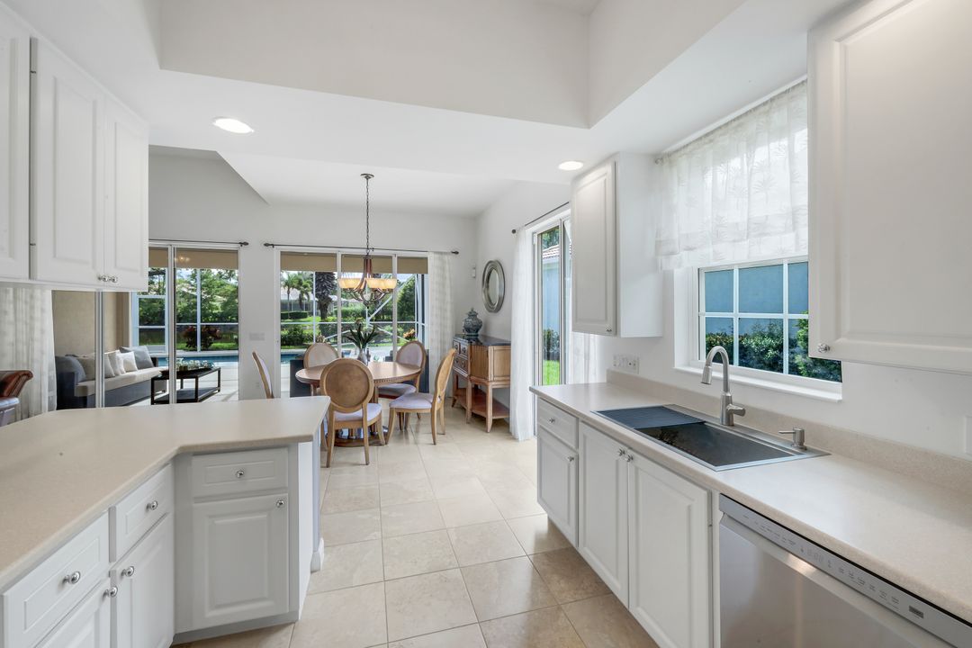 15395 Trevally Way, Bonita Springs, FL 34135