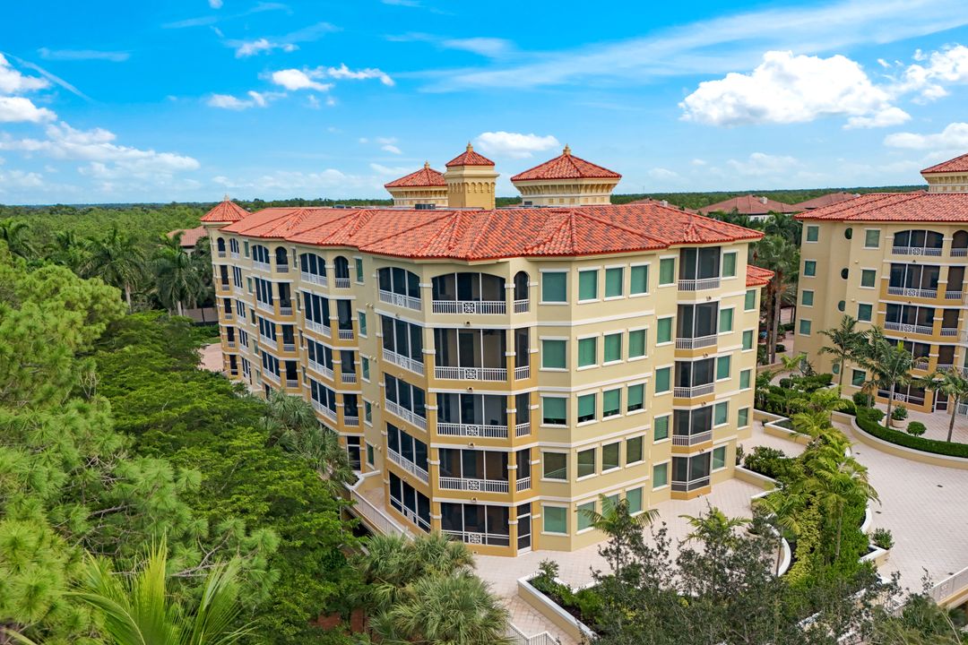2748 Tiburon Blvd E #C502, Naples, FL 34109