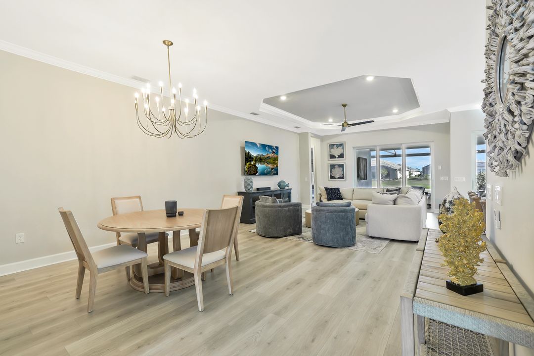 15804 Derna St, Naples, FL 34114