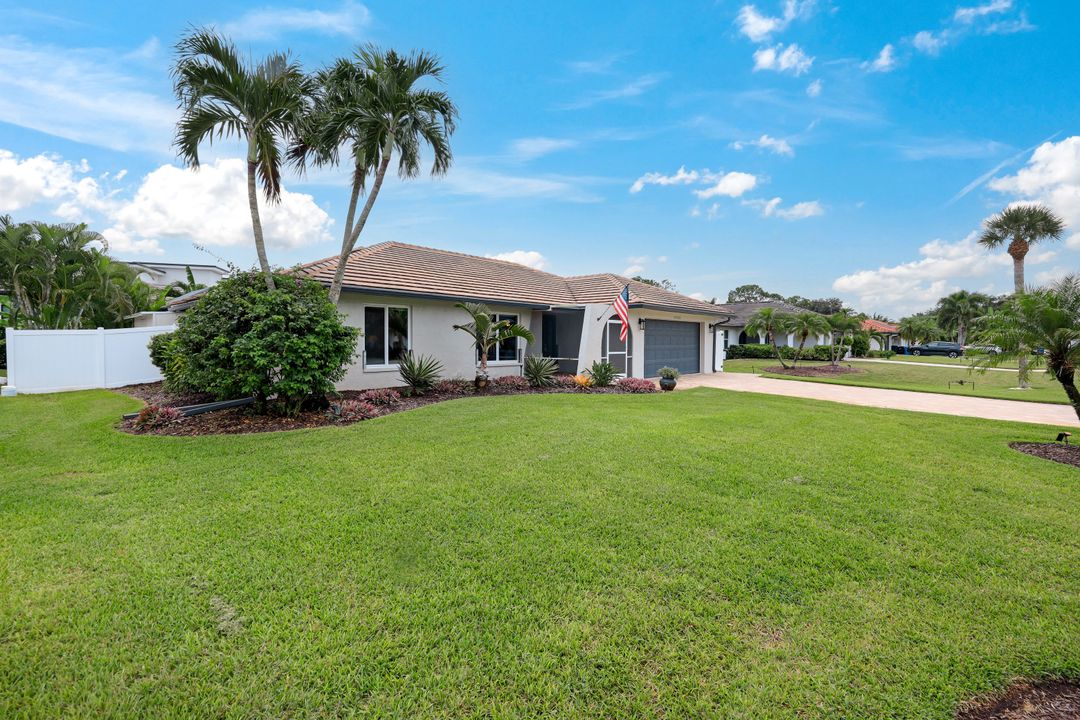 27120 Edenbridge Ct, Bonita Springs, FL 34135