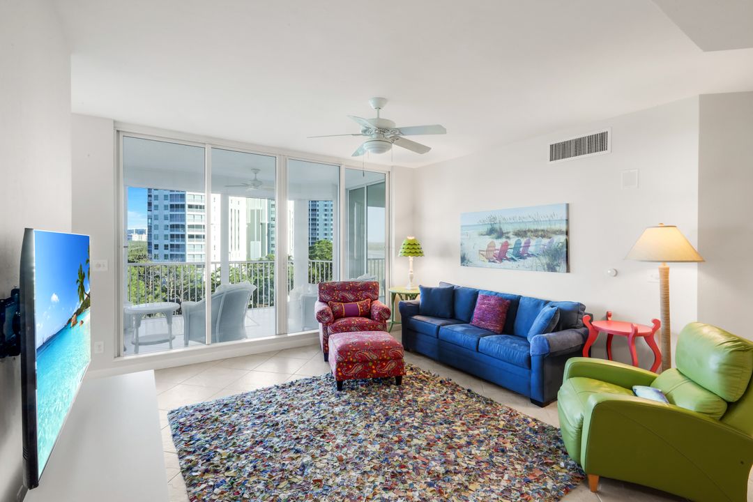 325 Dunes Blvd #605, Naples, FL 34110