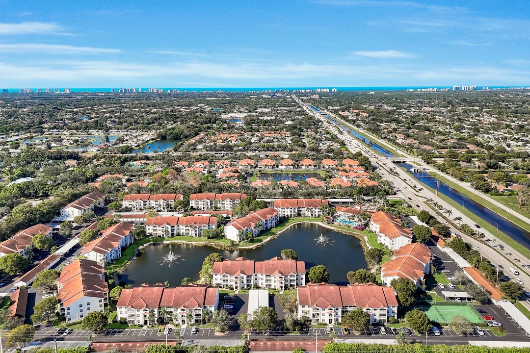 4620 St Croix Ln #911, Naples, FL 34109