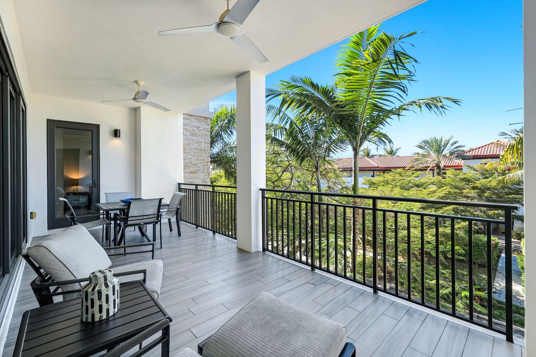 1035 3rd Ave S #305, Naples, FL 34102