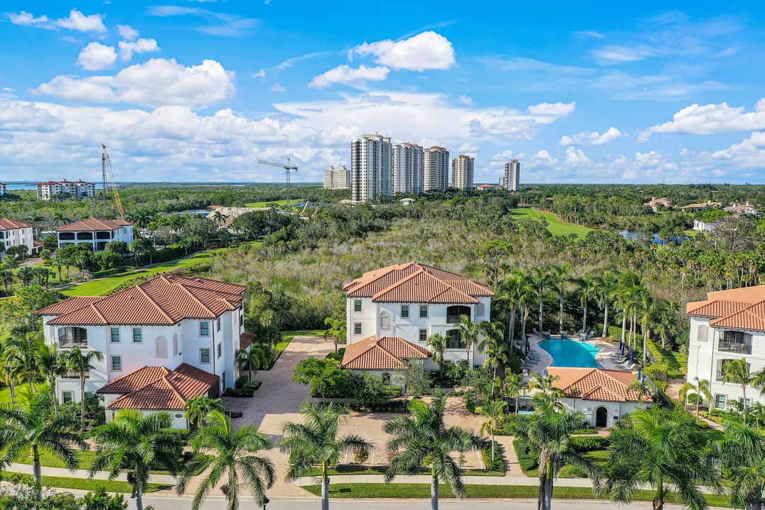 4730 Colony Villas Dr #802, Bonita Springs, FL 34134