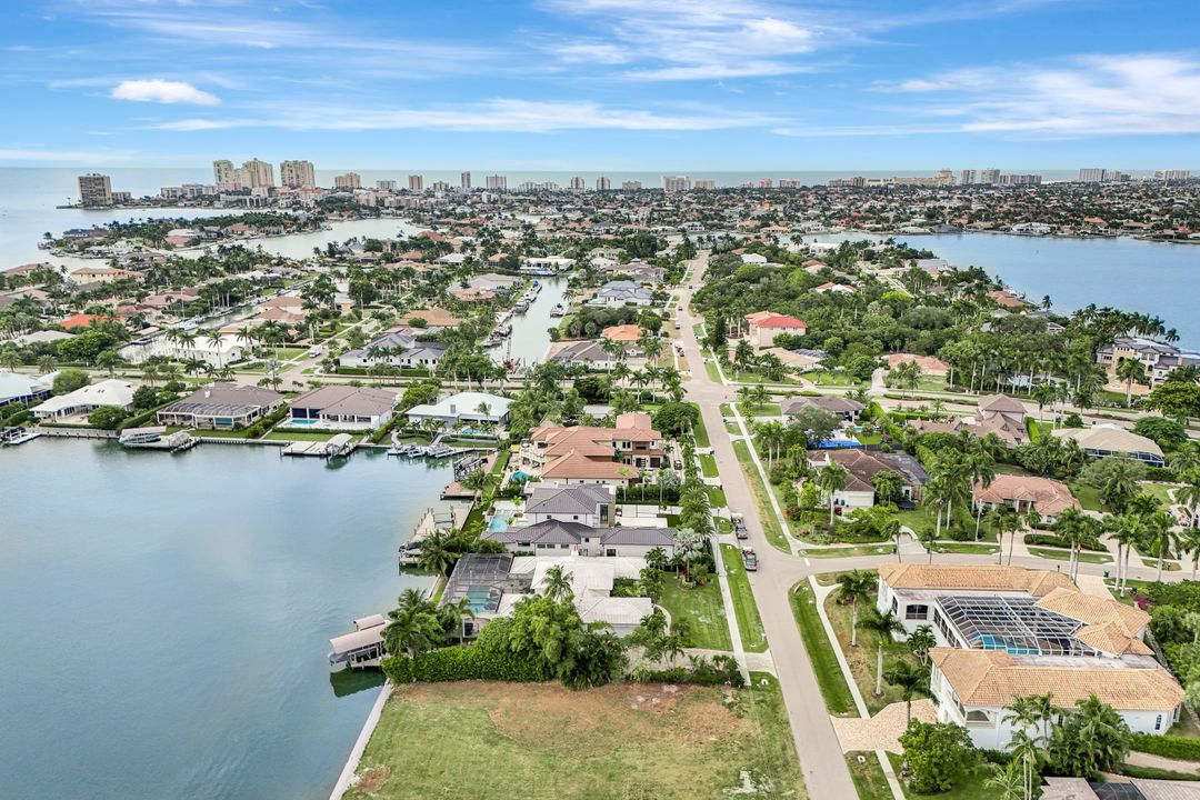 1741 Ludlow Rd, Marco Island, FL 34145