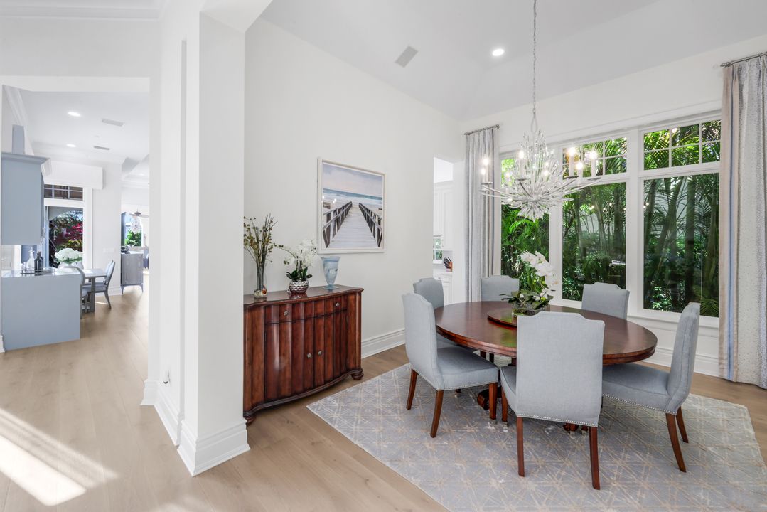 1561 Marsh Wren Ln, Naples, FL 34105