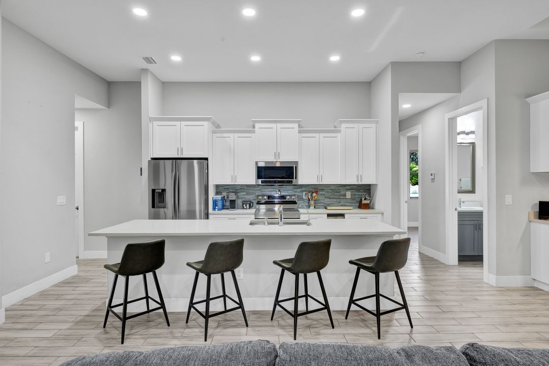 2701 NW 46th Ave, Cape Coral, FL 33993