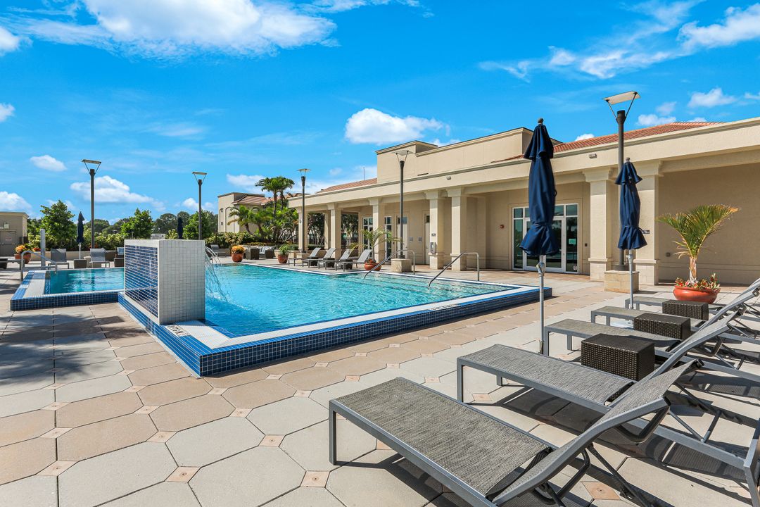 9123 Strada Pl #7201, Naples, FL 34108