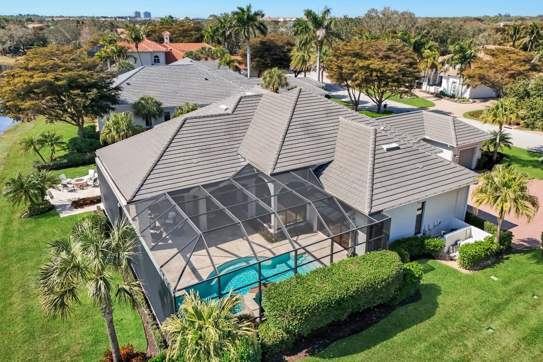 22121 Shallowater Ln, Bonita Springs, FL 34135