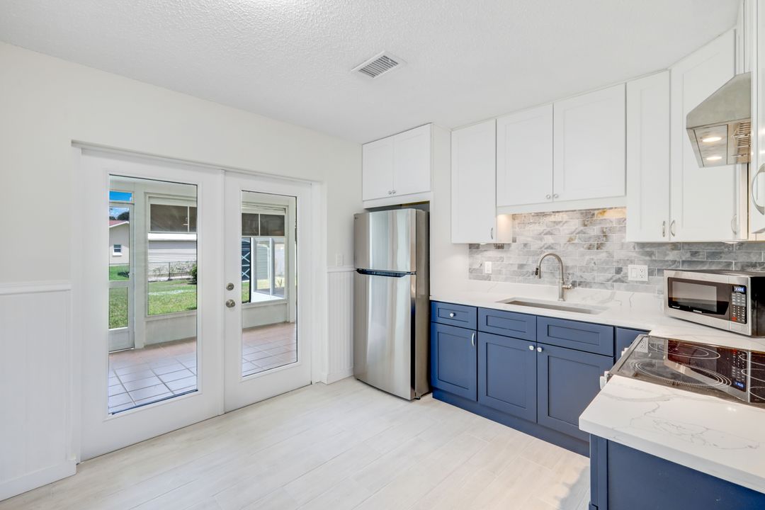 81 9th St, Bonita Springs, FL 34134