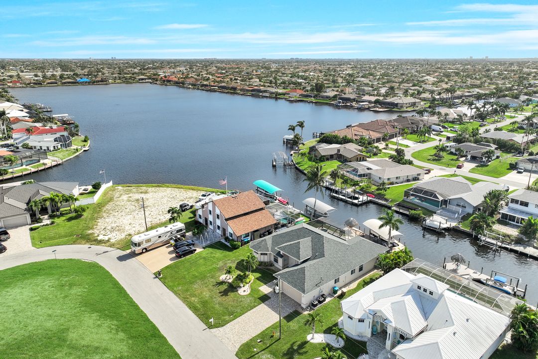 1308 SW 43rd St, Cape Coral, FL 33914