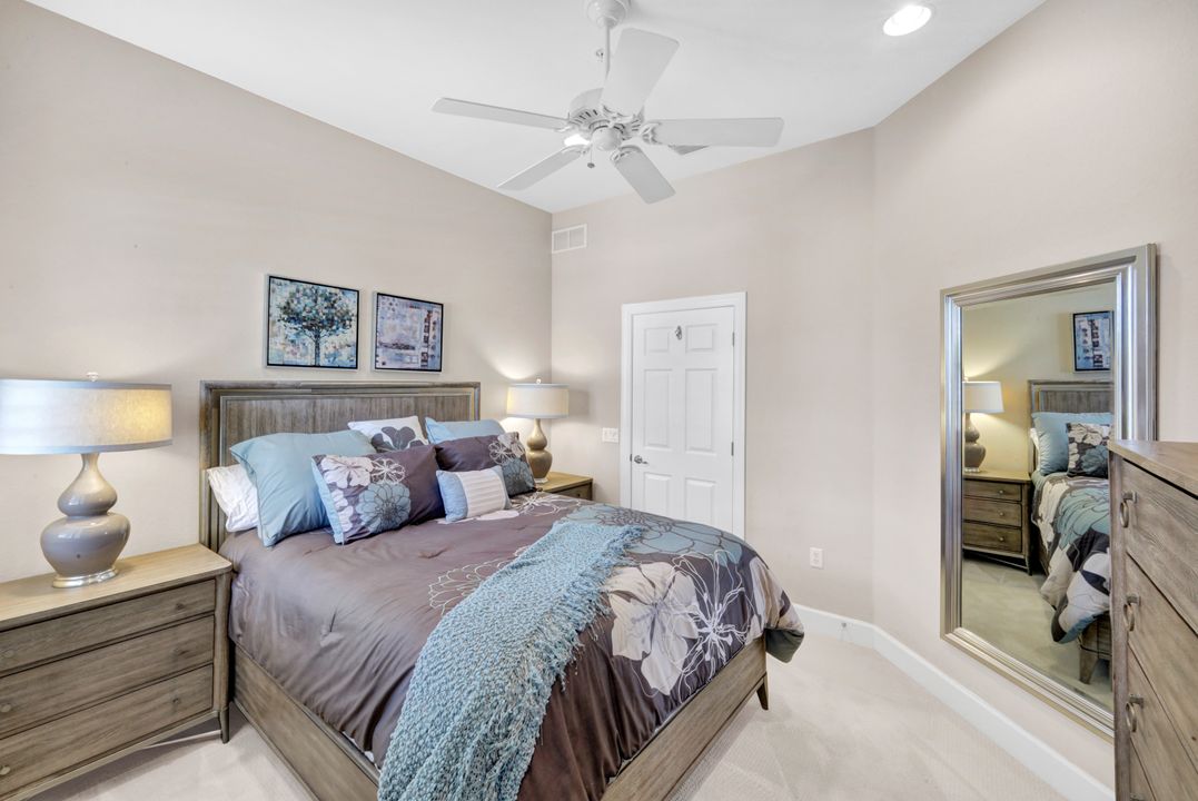 8755 Coastline Ct #202, Naples, FL 34120