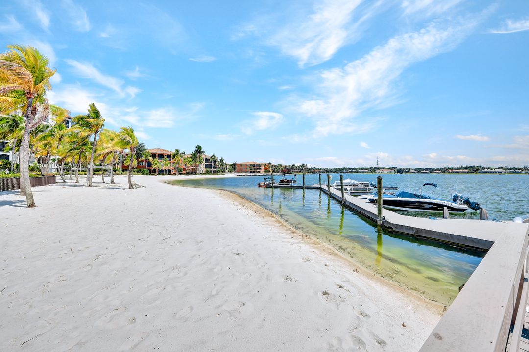 10721 Mirasol Dr #205, Miromar Lakes, FL 33913