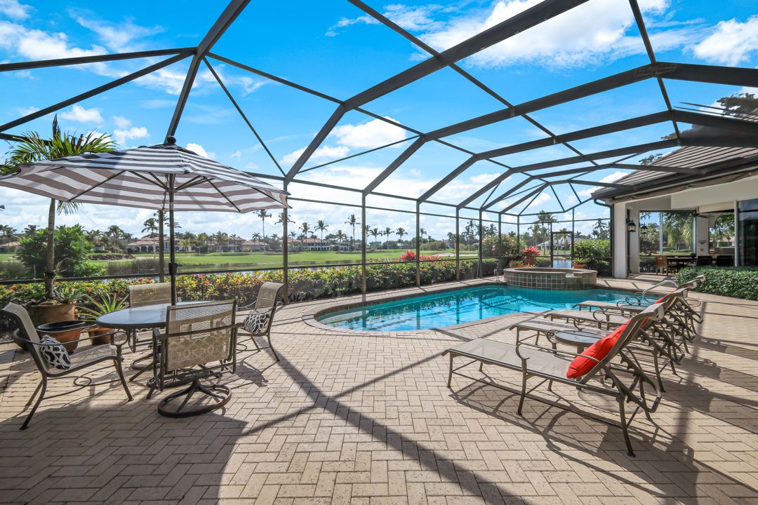 2390 King Palm Way, Naples, FL 34105