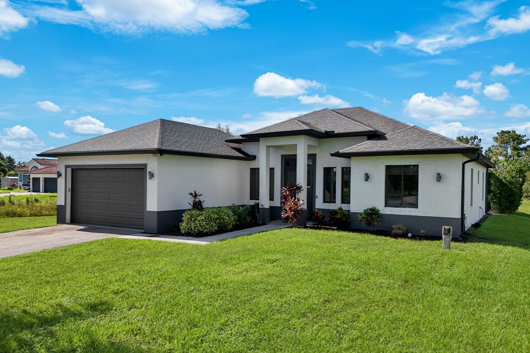 3362 56th Ave NE, Naples, FL 34120