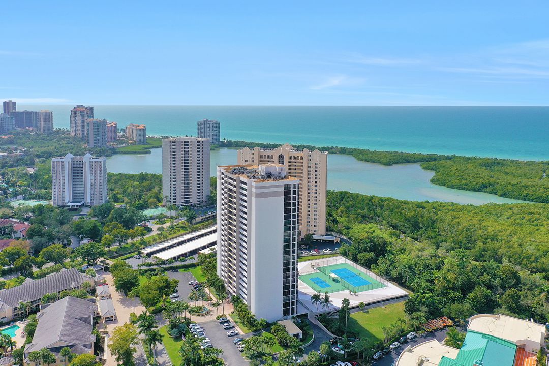 5601 Turtle Bay Dr #1102, Naples, FL 34108