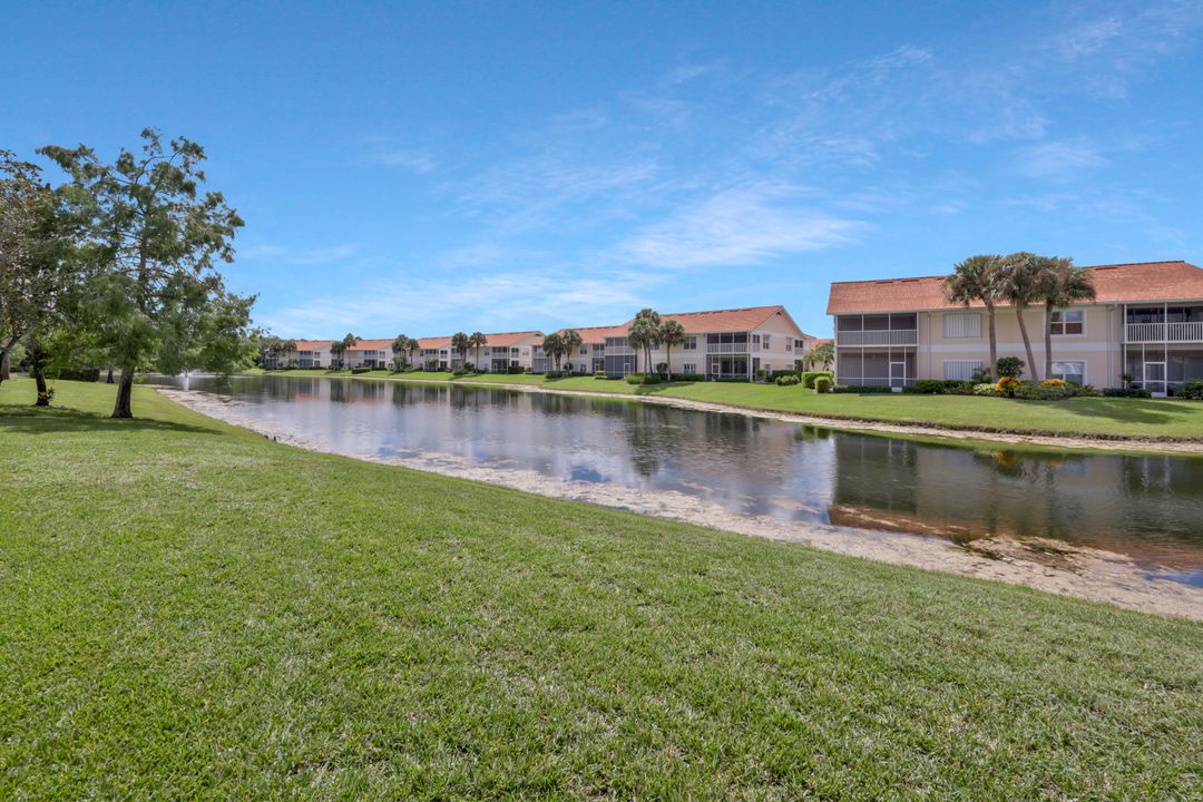 5440 Worthington Ln #103, Naples, FL 34110