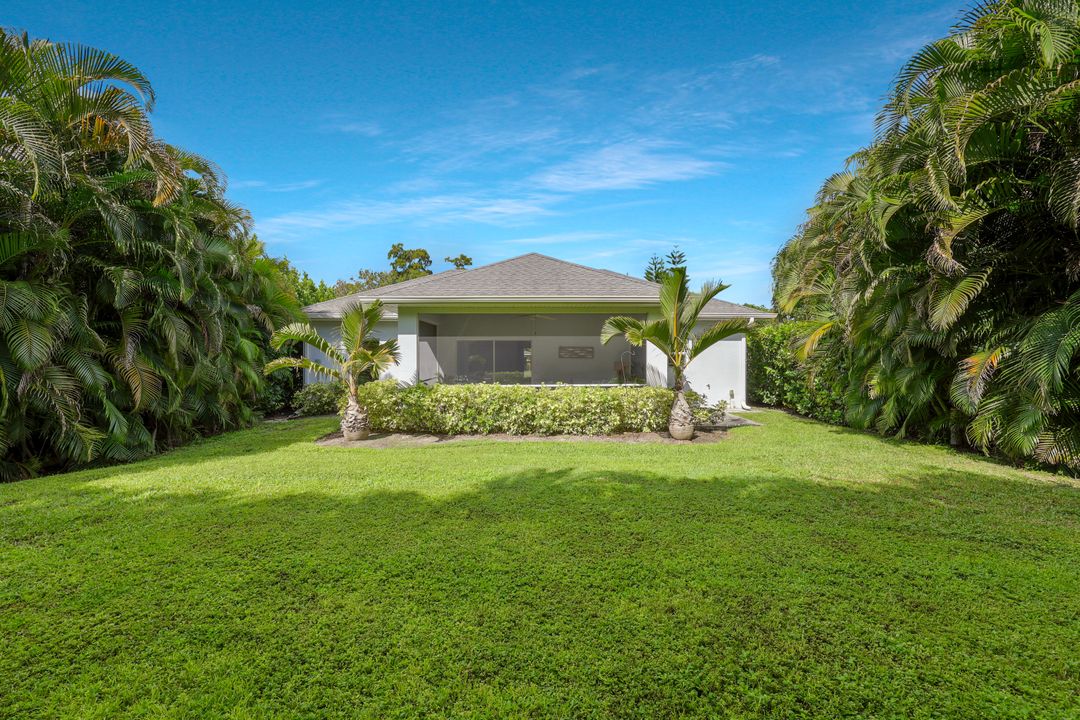 3892 14th St N, Naples, FL 34103