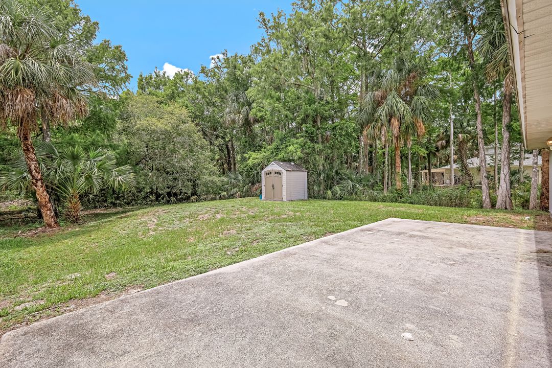 2971 6th St NW, Naples, FL 34120