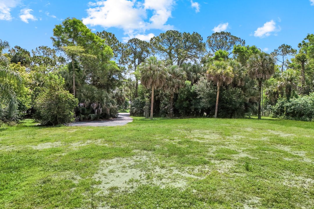 1481 19th St SW, Naples, FL 34117
