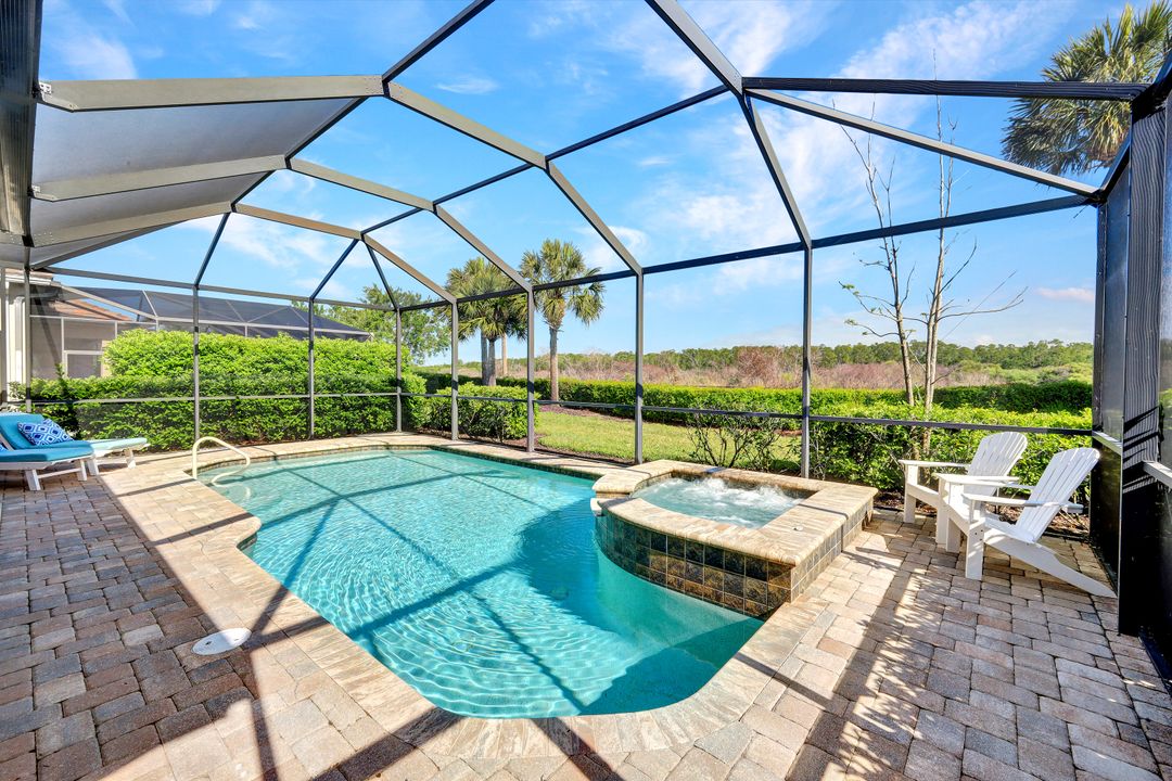 9311 Fieldstone Ln, Naples, FL 34120