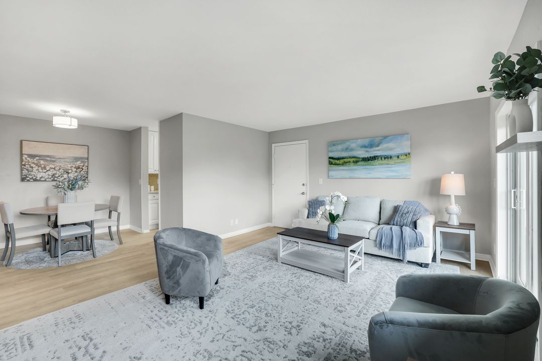 766 Central Ave #313, Naples, FL 34102