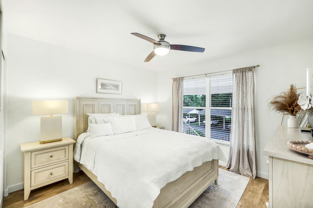 1100 Sarah Jean Cir #201, Naples, FL 34110